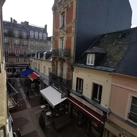2 pièces au cœur de trouville / rue des bains Esterno foto